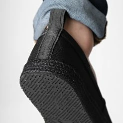 Grosses soldes 🎉 Espadrilles 0355 Triple Black de Calvin Klein 🔔 -Calvin Klein Soldes Magasin calvin klein 308912 YM0YM00355 0GL 20220310T160514 04