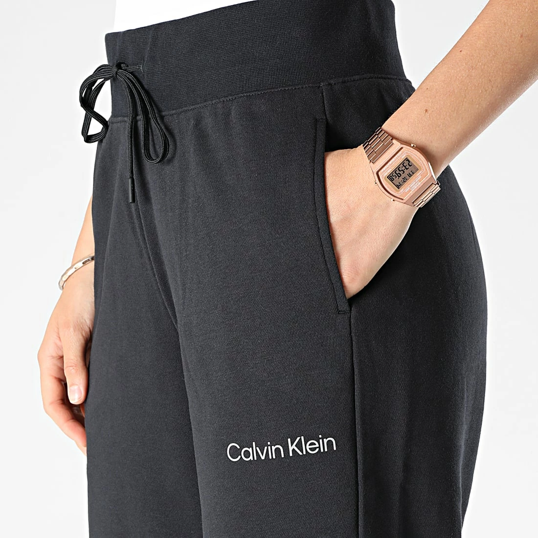 Acheter 🔔 Pantalon Jogging Femme GWS2P608 Noir de Calvin Klein ⭐ 2 Acheter 🔔 Pantalon Jogging Femme GWS2P608 Noir de Calvin Klein ⭐ – Image 2