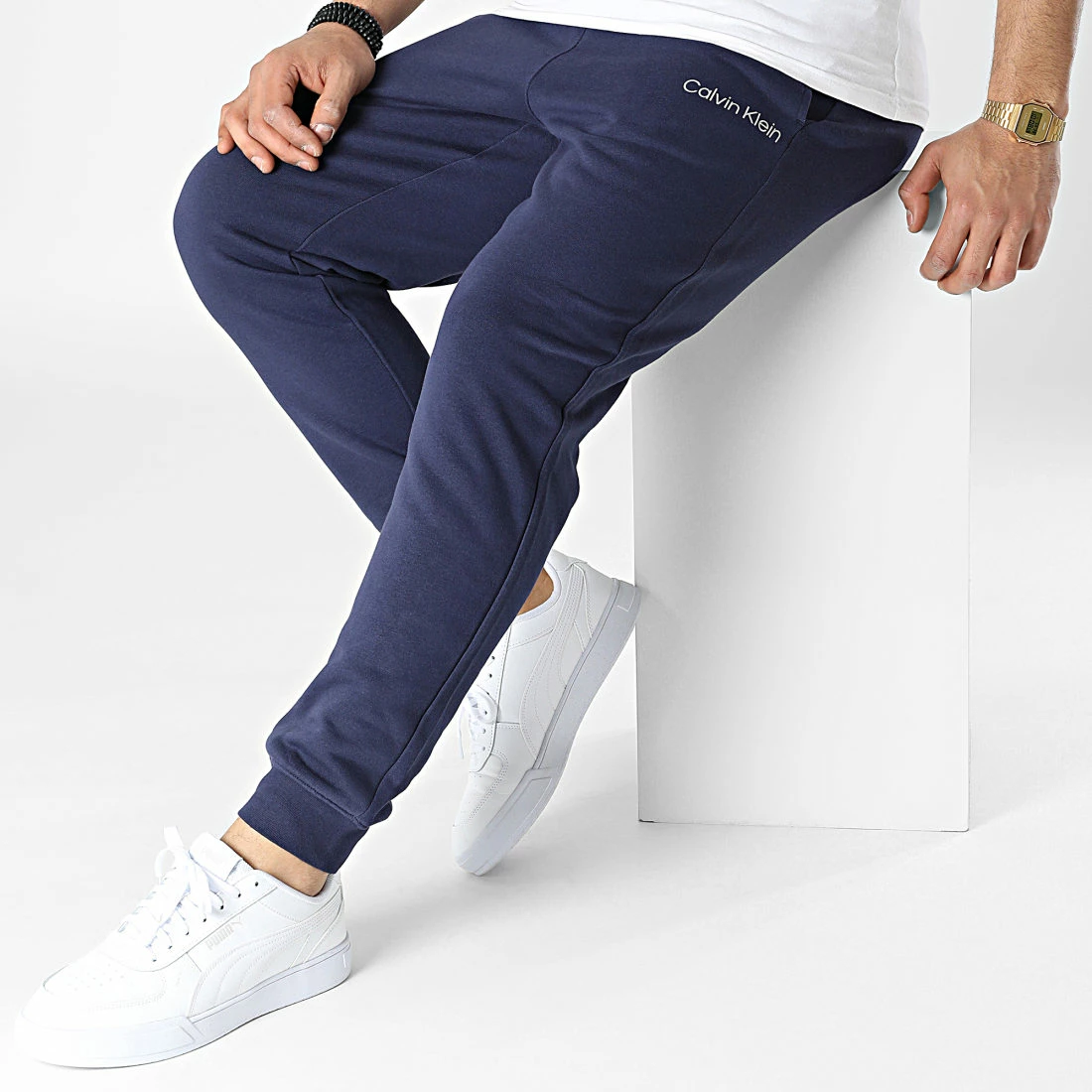 Vente flash 🌟 Pantalon Jogging GMS2P606 Bleu Marine Réfléchissant de Calvin Klein 🎉 2 Vente flash 🌟 Pantalon Jogging GMS2P606 Bleu Marine Réfléchissant de Calvin Klein 🎉 – Image 2