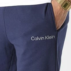 Vente flash 🌟 Pantalon Jogging GMS2P606 Bleu Marine Réfléchissant de Calvin Klein 🎉 6 Vente flash 🌟 Pantalon Jogging GMS2P606 Bleu Marine Réfléchissant de Calvin Klein 🎉 -Calvin Klein Soldes Magasin calvin klein 309953 GMS2P606 2ZO 20220325T160115 03