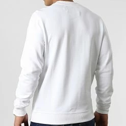 Le moins cher 🌟 Sweat Crewneck Contrast Instit Stripe 0623 Blanc de Calvin Klein 🔥 -Calvin Klein Soldes Magasin calvin klein 310754 J30J320623 YAF 20220331T160110 04