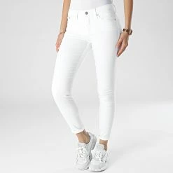 Promo 🌟 Jean Skinny Femme 8607 Blanc de Calvin Klein 🌟