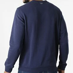 Meilleure vente ❤️ Sweat Crewneck GMS2W305 Bleu Marine Réfléchissant de Calvin Klein 🎁 -Calvin Klein Soldes Magasin calvin klein 313078 GMS2W305 2ZO 20220407T155049 04