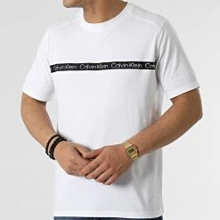 De gros ⌛ Tee 👕 Shirt GMS2K115 Blanc de Calvin Klein 👏