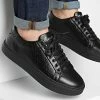 Bon marché 🔥 Baskets Low Top Lace Up 0641 Triple Black de Calvin Klein ✔️