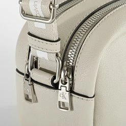 Budget 🎉 Sac A Main Femme Ultralight Double Zip 9295 Beige de Calvin Klein 👍 -Calvin Klein Soldes Magasin calvin klein 314287 K60K609295 ACF 20220429T085712 03