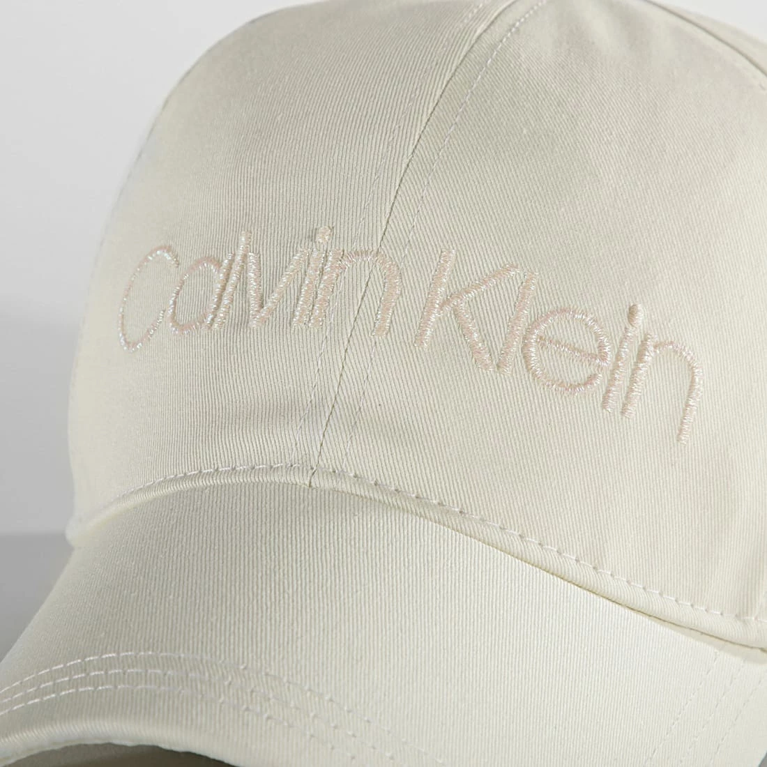Promo 🌟 Casquette Femme BB Cap 9581 Beige de Calvin Klein 😀 2 Promo 🌟 Casquette Femme BB Cap 9581 Beige de Calvin Klein 😀 – Image 2