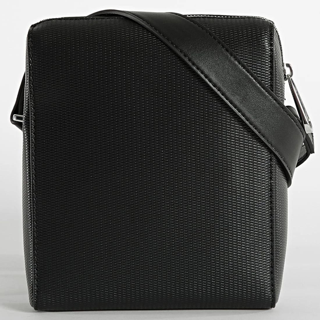 Meilleur prix 🎁 Sacoche Minimalism Reporter S 8999 Noir de Calvin Klein 🎉 3 Meilleur prix 🎁 Sacoche Minimalism Reporter S 8999 Noir de Calvin Klein 🎉 – Image 3