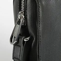 Meilleur prix 🎁 Sacoche Minimalism Reporter S 8999 Noir de Calvin Klein 🎉 7 Meilleur prix 🎁 Sacoche Minimalism Reporter S 8999 Noir de Calvin Klein 🎉 -Calvin Klein Soldes Magasin calvin klein 315335 K50K508999 BAX 20220504T102802 04