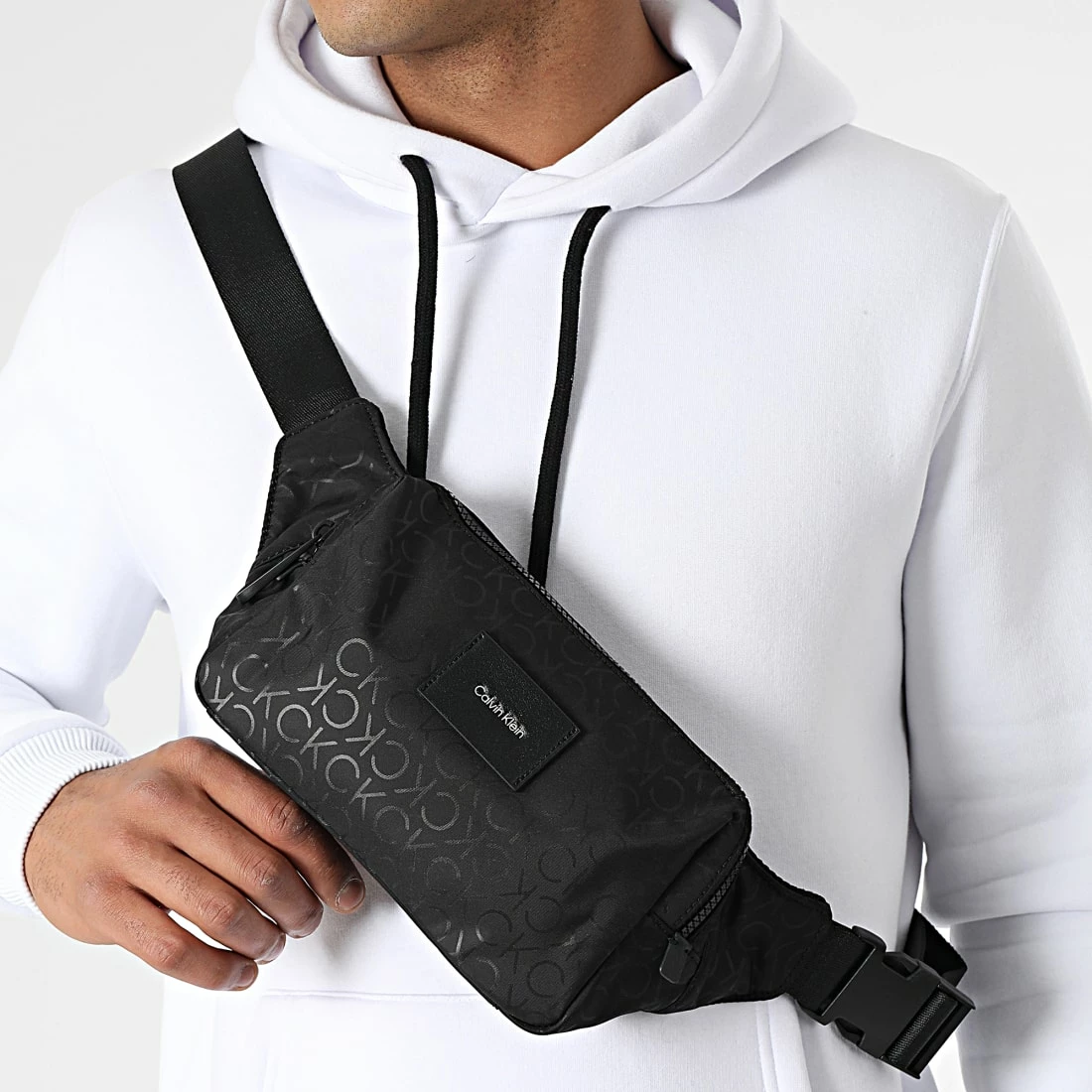 Meilleure affaire 😍 Sac Banane CK Must Mono 9244 Noir de Calvin Klein 💯 3 Meilleure affaire 😍 Sac Banane CK Must Mono 9244 Noir de Calvin Klein 💯 – Image 3