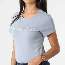 Budget ⌛ Lot De 2 Tee 👕 Shirts Femme 0161 Blanc Bleu Ciel de Calvin Klein 😀 -Calvin Klein Soldes Magasin calvin klein 315564 J20J220161 DBT 20220429T160851 04
