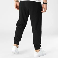 Offres 👍 Pantalon Jogging Two Tone Monogram 0588 Noir de Calvin Klein 😉 -Calvin Klein Soldes Magasin calvin klein 315737 J30J320588 BEH 20220422T135952 04