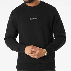 Tout neuf 🔔 Sweat Crewneck Interlock Micro Logo 9431 Noir de Calvin Klein 🎉 -Calvin Klein Soldes Magasin calvin klein 315834 K10K109431 BEH 20220427T155753 03