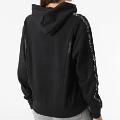 Coupon 🧨 Sweat Capuche A Bandes GWS2W315 Noir de Calvin Klein 🛒 -Calvin Klein Soldes Magasin calvin klein 317312 GWS2W315 BAE 20220513T161147 04
