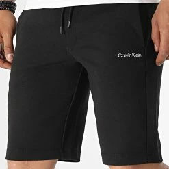 Le moins cher 😍 Short Jogging Interlock Micro Logo 9430 Noir de Calvin Klein 😀