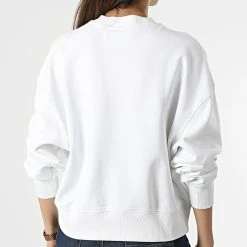 Bon marché 🌟 Sweat Crewneck Femme 8985 Blanc de Calvin Klein 🔔 7 Bon marché 🌟 Sweat Crewneck Femme 8985 Blanc de Calvin Klein 🔔 -Calvin Klein Soldes Magasin calvin klein 319391 J20J218985 YAF 20220518T151211 04