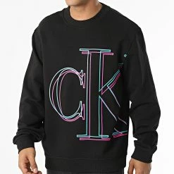 Vente flash 👍 Sweat Crewneck Illuminated 0840 Noir de Calvin Klein ❤️