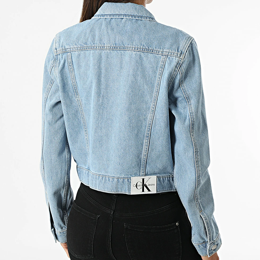 Meilleure vente ✔️ Veste Jean Femme Crop 9208 Bleu Wash de Calvin Klein 🎉 4 Meilleure vente ✔️ Veste Jean Femme Crop 9208 Bleu Wash de Calvin Klein 🎉 – Image 4