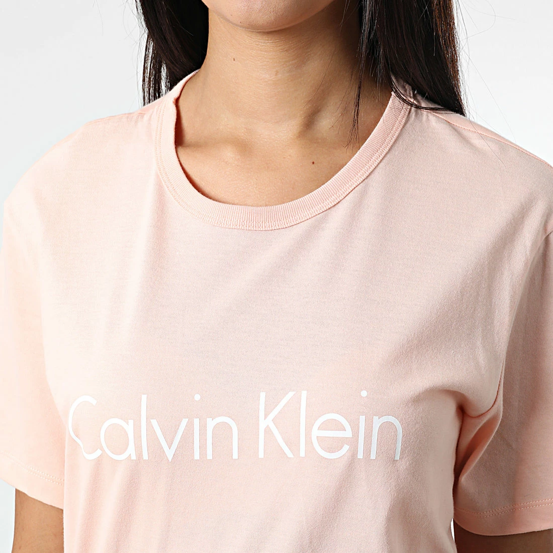 Bon marché 👏 Tee 👕 Shirt Femme QS6105E Corail de Calvin Klein 👏 2 Bon marché 👏 Tee 👕 Shirt Femme QS6105E Corail de Calvin Klein 👏 – Image 2