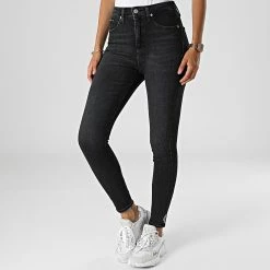 Grosses soldes 😍 Jean Super Skinny Femme 9333 Noir de Calvin Klein 🛒
