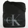 Sortie 🛒 Sacoche Sport Essentials Reporter 9357 Noir de Calvin Klein 🧨