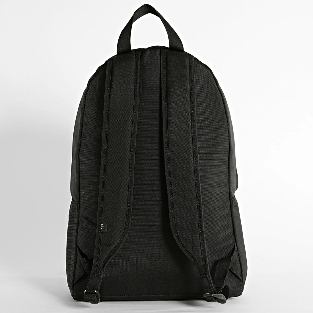 Meilleure affaire 😀 Sac A Dos Sport Essentials Campus 9345 Noir de Calvin Klein 💯 4 Meilleure affaire 😀 Sac A Dos Sport Essentials Campus 9345 Noir de Calvin Klein 💯 – Image 4