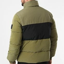 Acheter ⭐ Doudoune Colorblock Non Down 0928 Vert Kaki Noir de Calvin Klein 🔔 -Calvin Klein Soldes Magasin calvin klein 323374 J30J320928 LB6 20220617T154748 04