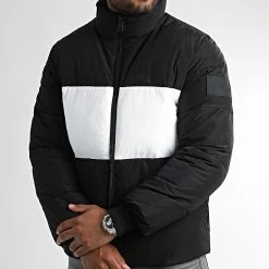 Bon marché 🎉 Doudoune Colorblock Non Down 0928 Noir Blanc de Calvin Klein 😍 -Calvin Klein Soldes Magasin calvin klein 323380 J30J320928 BEH 20220711T151517 03