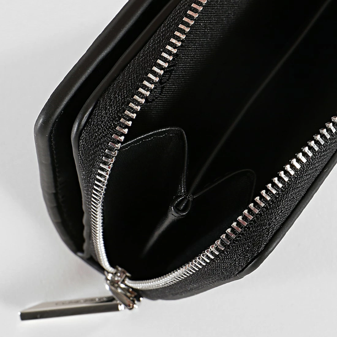 Promo 😀 Portefeuille Femme CK Must 8910 Noir de Calvin Klein 🎉 3 Promo 😀 Portefeuille Femme CK Must 8910 Noir de Calvin Klein 🎉 – Image 3