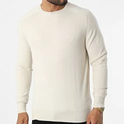 Meilleure vente 👏 Sweat Crewneck Modern Modal 0477 Beige de Calvin Klein 😉