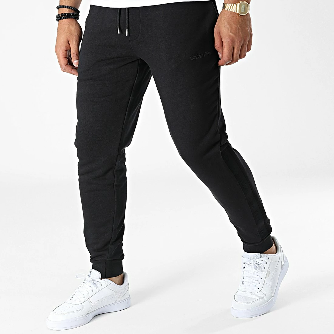 Meilleure affaire ⌛ Pantalon Jogging A Bandes Elevated Logo 9722 Noir de Calvin Klein 😉 1 Meilleure affaire ⌛ Pantalon Jogging A Bandes Elevated Logo 9722 Noir de Calvin Klein 😉