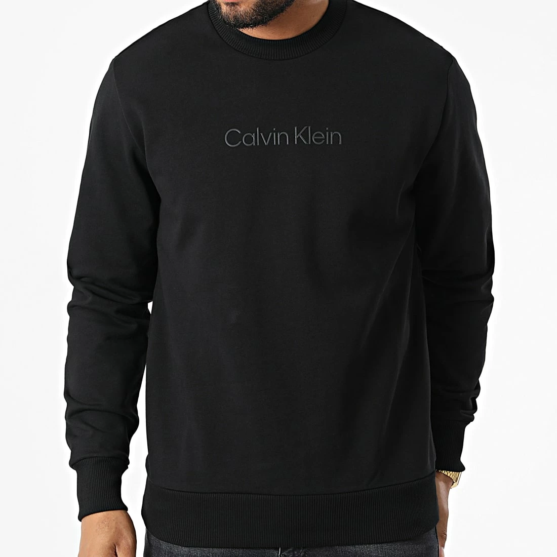 Promo 😉 Sweat Crewneck Modern Front Logo 9692 Noir de Calvin Klein ✨ 1 Promo 😉 Sweat Crewneck Modern Front Logo 9692 Noir de Calvin Klein ✨