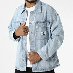 De gros 🎉 Veste Jean Oversize Large Utility 0999 Bleu Denim de Calvin Klein ✔️