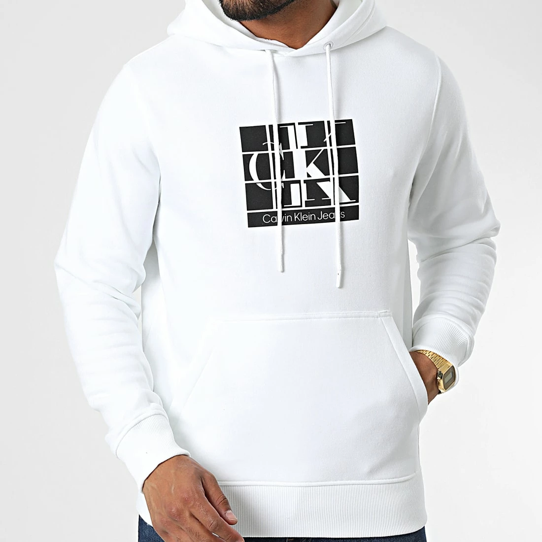 Budget ⌛ Sweat Capuche Scattered Urban Graphic 0846 Blanc de Calvin Klein 🧨 3 Budget ⌛ Sweat Capuche Scattered Urban Graphic 0846 Blanc de Calvin Klein 🧨 – Image 3