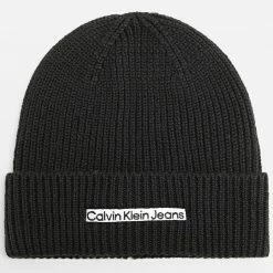Le moins cher 🎉 Bonnet Institutional Patch 9895 Noir de Calvin Klein 😍