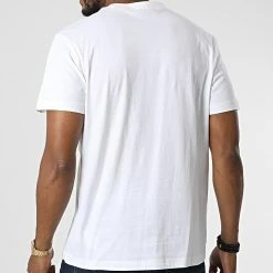 Vente flash 🧨 Tee 👚 Shirt Poche 0856 Blanc de Calvin Klein 🥰 -Calvin Klein Soldes Magasin calvin klein 328253 J30J320856 YAF 20220721T154806 04