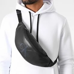 Sortie 🥰 Sac Banane Monogram Soft 9768 Noir de Calvin Klein 😉