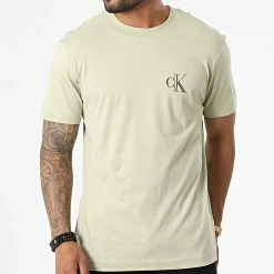 Acheter ✨ Tee 👕 Shirt High Shine CK 0880 Vert Kaki Clair de Calvin Klein 🌟 -Calvin Klein Soldes Magasin calvin klein 329282 J30J320880 RB8 20220726T110026 03