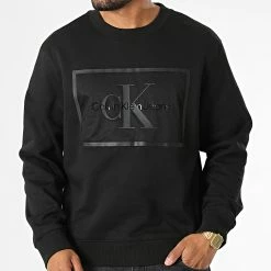 Le moins cher ✨ Sweat Crewneck 1880 Noir de Calvin Klein ⌛ 6 Le moins cher ✨ Sweat Crewneck 1880 Noir de Calvin Klein ⌛ -Calvin Klein Soldes Magasin calvin klein 329703 J30J321880 BEH 20220729T160009 03