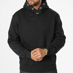 Promo 🤩 Sweat Capuche 1883 Noir de Calvin Klein 👏 -Calvin Klein Soldes Magasin calvin klein 329803 J30J321883 BEH 20220728T153253 03