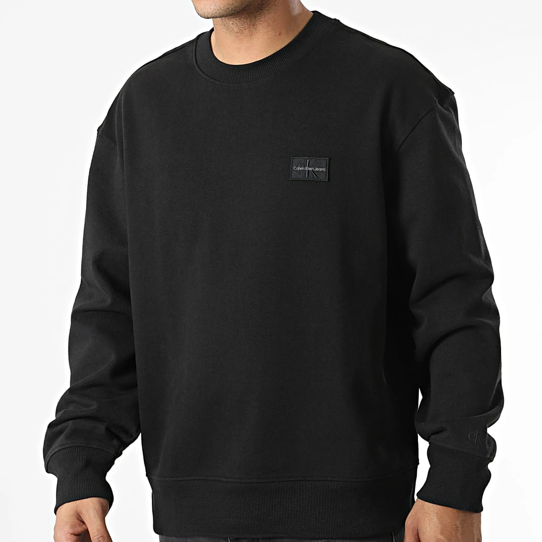 Nouveau ⭐ Sweat Crewneck 1544 Noir de Calvin Klein 👏 1 Nouveau ⭐ Sweat Crewneck 1544 Noir de Calvin Klein 👏