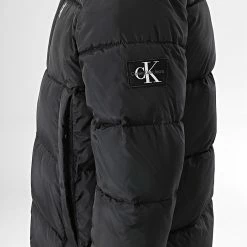 Les meilleures critiques de 🌟 Doudoune Capuche Enfant Essential Parka Puffer 1277 Noir de Calvin Klein 👏 6 Les meilleures critiques de 🌟 Doudoune Capuche Enfant Essential Parka Puffer 1277 Noir de Calvin Klein 👏 -Calvin Klein Soldes Magasin calvin klein 330615 IB0IB01277 BEH 20220816T155340 03