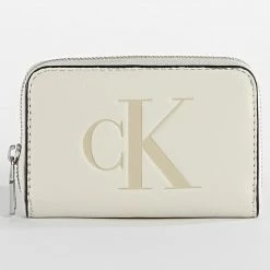 Le moins cher ⭐ Portefeuille Femme Sculpted Mono 0096 Beige de Calvin Klein 🔥