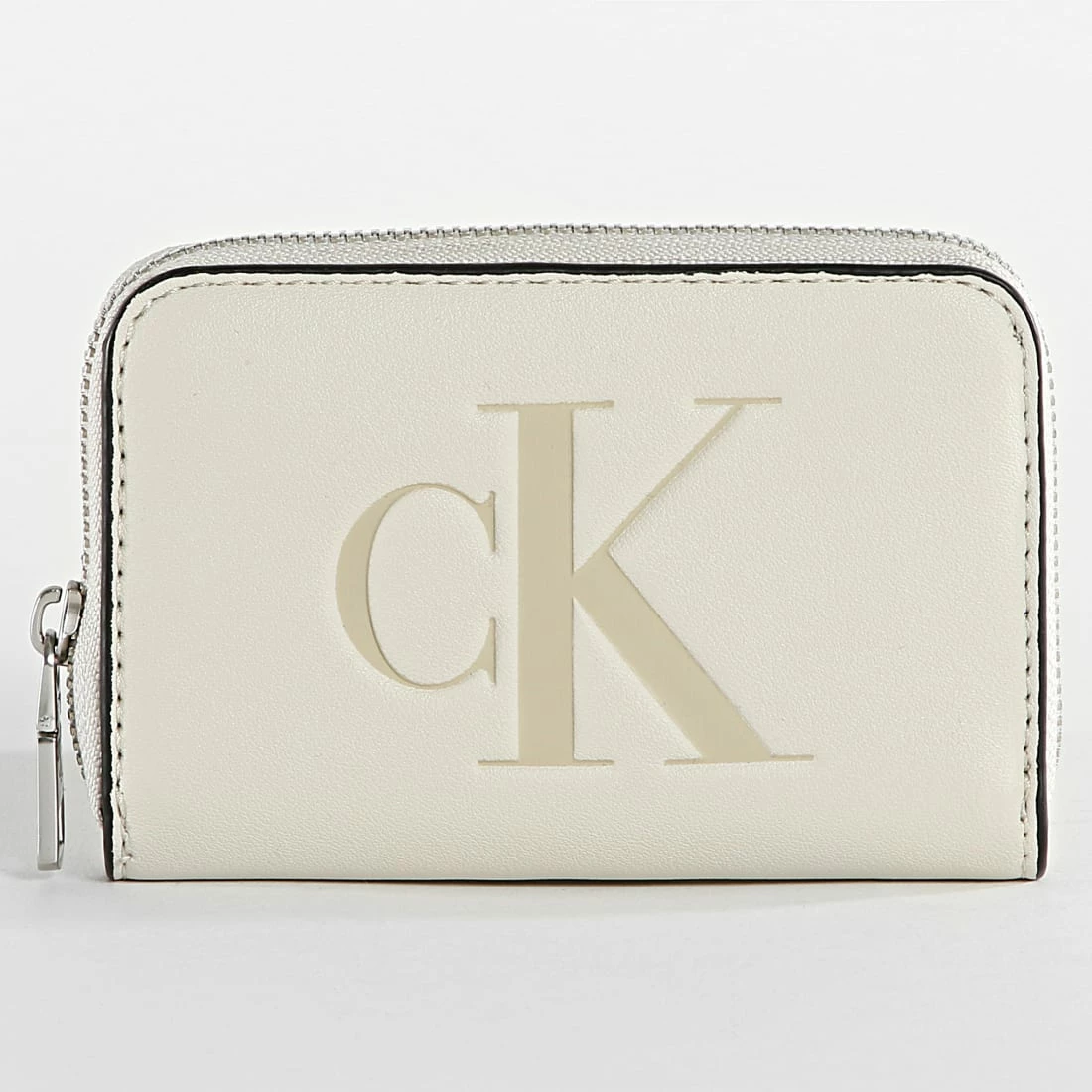 Le moins cher ⭐ Portefeuille Femme Sculpted Mono 0096 Beige de Calvin Klein 🔥 1 Le moins cher ⭐ Portefeuille Femme Sculpted Mono 0096 Beige de Calvin Klein 🔥