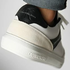 Tout neuf 🌟 Baskets Casual Cupsole Lace Up 0494 White de Calvin Klein 🎉 7 Tout neuf 🌟 Baskets Casual Cupsole Lace Up 0494 White de Calvin Klein 🎉 -Calvin Klein Soldes Magasin calvin klein 331021 YM0YM00494 YAF 20220803T155217 04