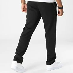 Nouveau 👏 Pantalon Jogging Institutionnal Shine Blocking 2566 Noir de Calvin Klein 🔥 -Calvin Klein Soldes Magasin calvin klein 331194 J30J322566 BEH 20220809T154631 04