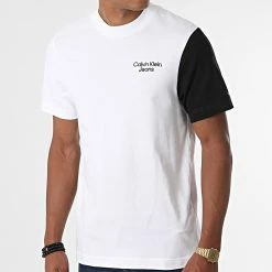 Coupon 🛒 Tee 👚 Shirt Stacked Colorblock 1777 Blanc de Calvin Klein ❤️ -Calvin Klein Soldes Magasin calvin klein 331203 J30J321777 YAF 20220811T145956 03