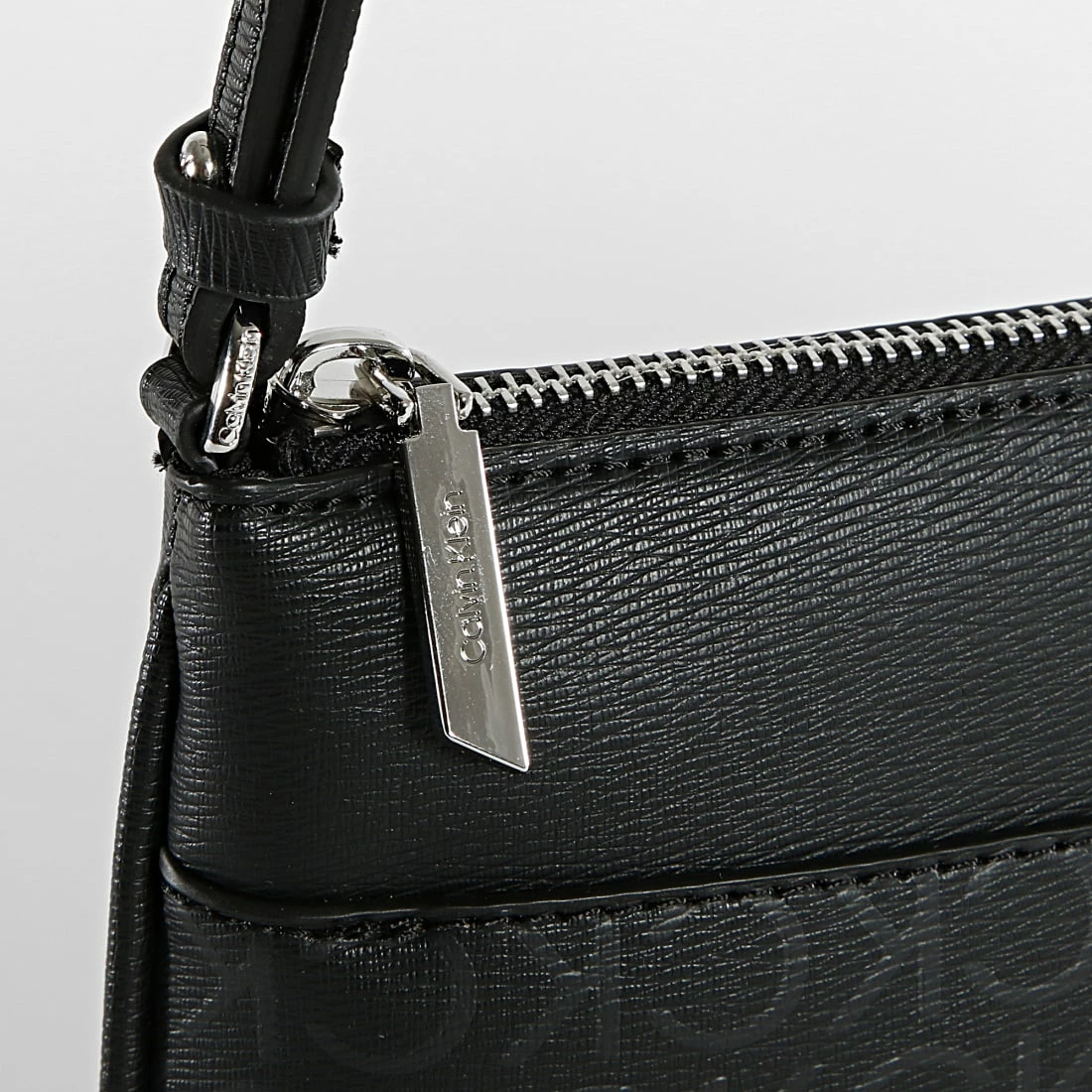 Sortie 🌟 Sac A Main Femme CK Must Mono 9889 Noir de Calvin Klein 🎉 3 Sortie 🌟 Sac A Main Femme CK Must Mono 9889 Noir de Calvin Klein 🎉 – Image 3