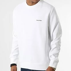 Acheter 🧨 Sweat Crewneck Micro Logo Repreve 9926 Blanc de Calvin Klein 👏 -Calvin Klein Soldes Magasin calvin klein 331719 K10K109926 YAF 20220811T151159 03