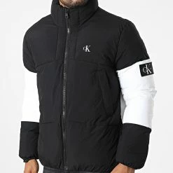 Meilleure affaire 💯 Doudoune 1972 Noir Blanc de Calvin Klein 🌟 -Calvin Klein Soldes Magasin calvin klein 331839 J30J321972 BEH 20220817T160925 03